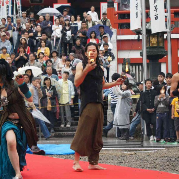 大須大道町人祭で火付盗賊ファイアーパフォーマンス