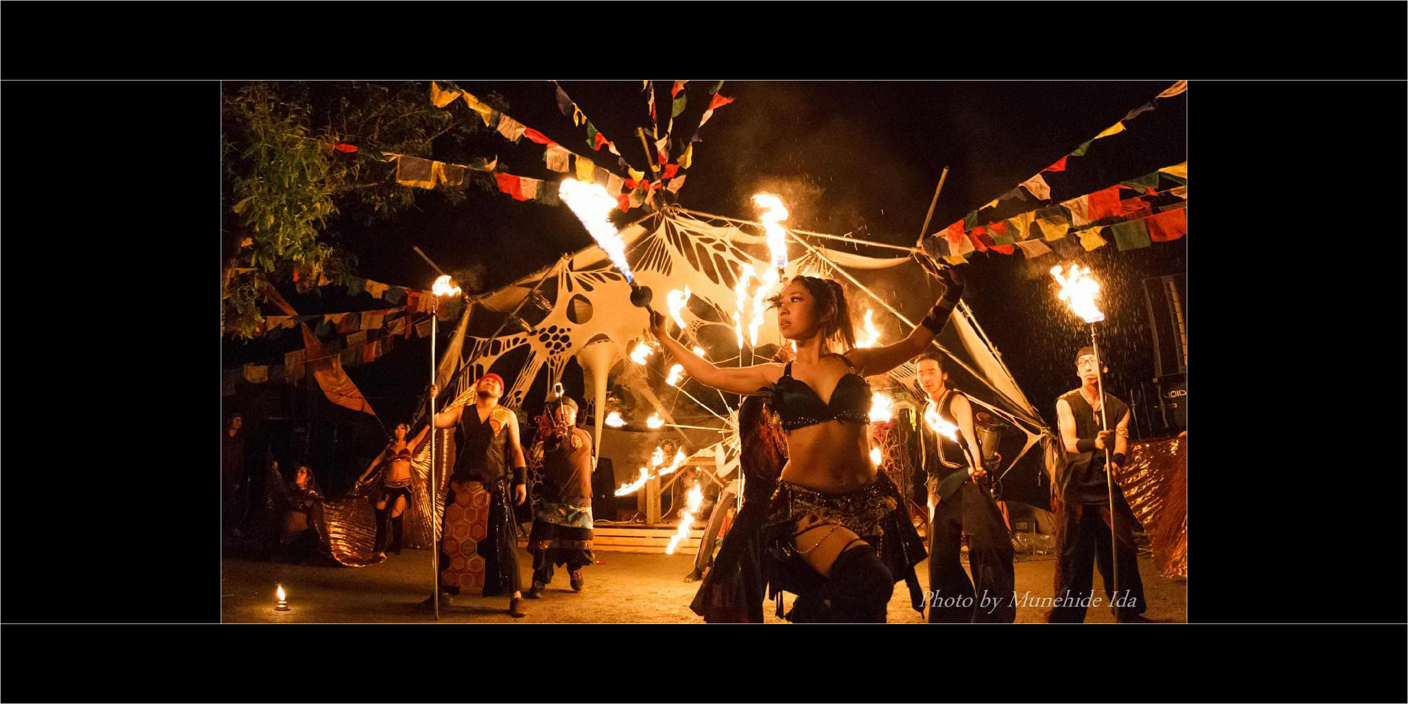 火付盗賊のファイアーショー