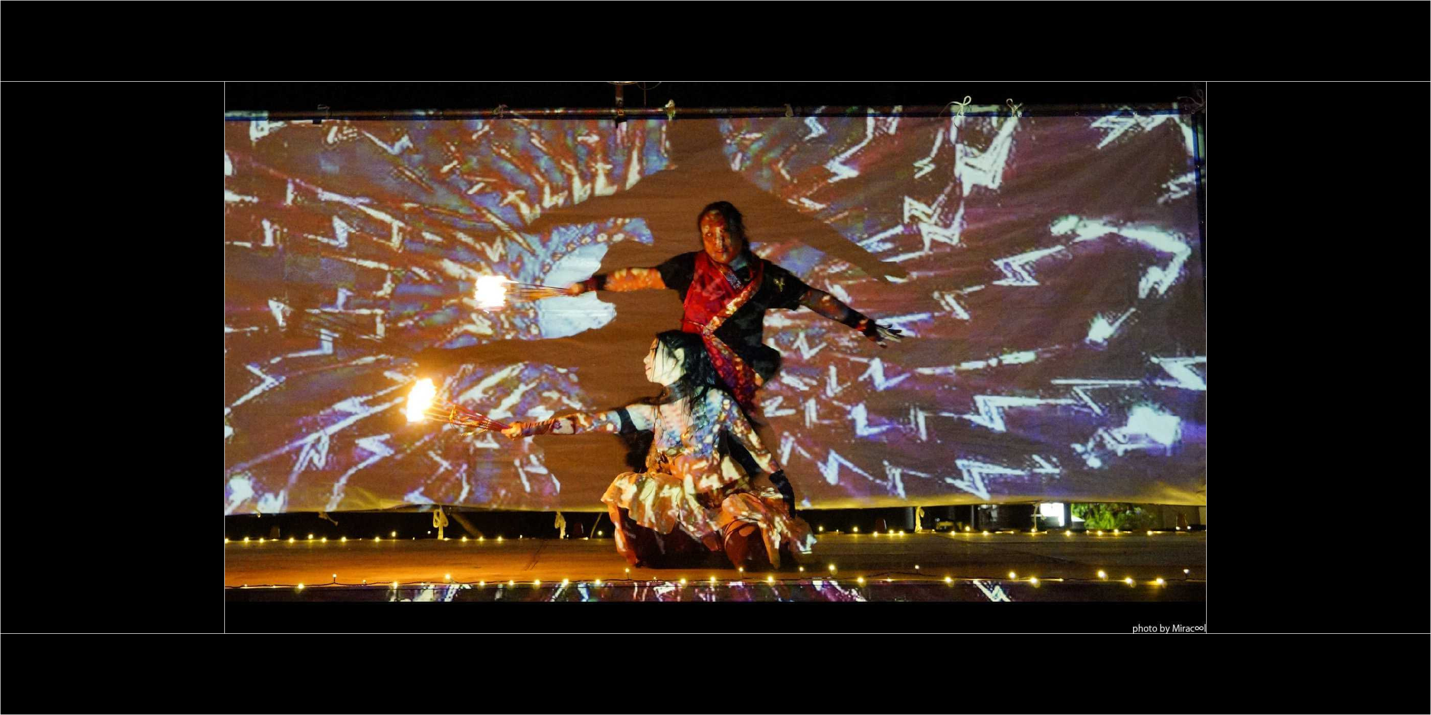 火付盗賊のファイアーショーとプロジェクションマッピング