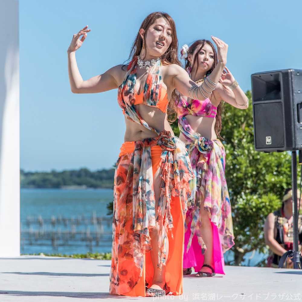 ホテルイベントでアラビアンナイトベリーダンス