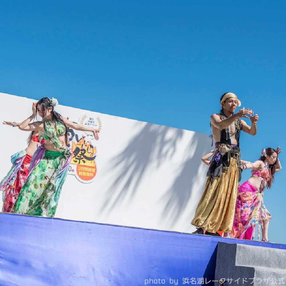 ホテルイベントでアラビアンナイトベリーダンス