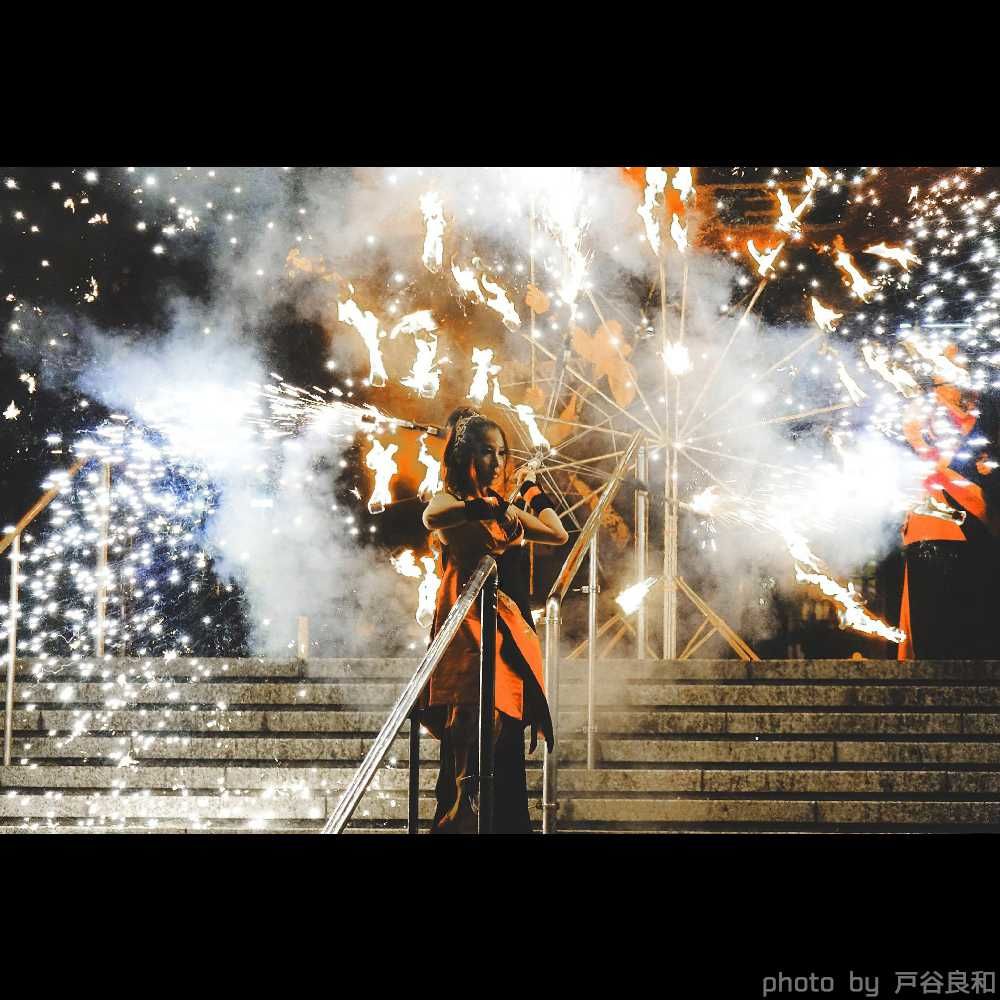 大道芸フェス大須大道町人祭の大須観音前で花火ファイアーショー