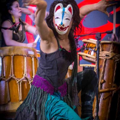 セブ島のショッピングモールでGocooと火付盗賊のライブ