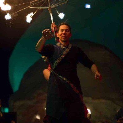 氷点下で風ビュービューでコンタクトするなんてプロすぎる 宝台樹スキー場の雪祭りで火付盗賊ファイアーショー