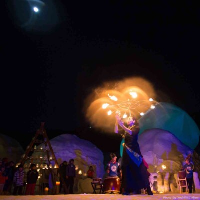 宝台樹スキー場の雪祭りで火付盗賊ファイアーショー
