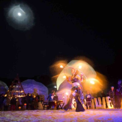 宝台樹スキー場の雪祭りで火付盗賊ファイアーショー
