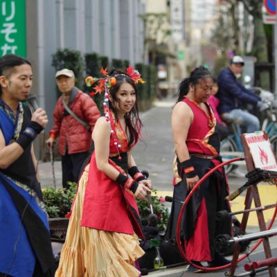 亀戸大道芸火付盗賊パフォーマンス