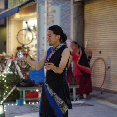 亀戸大道芸 金曜屋台村での火付盗賊ファイアーパフォーマンス