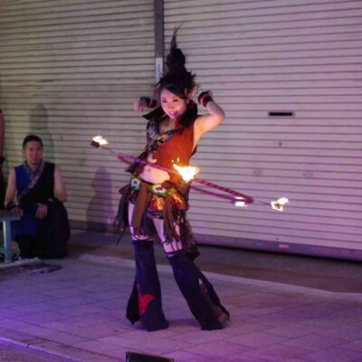 亀戸大道芸 金曜屋台村での火付盗賊ファイアーパフォーマンス