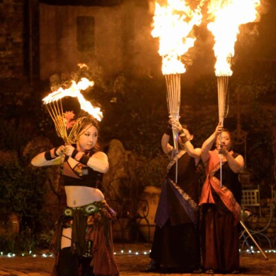 ローズガーデンでファイアーショー