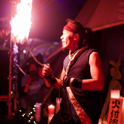 音楽系アウトドアフェス西遊記での火付盗賊ファイアーショー鎖分銅