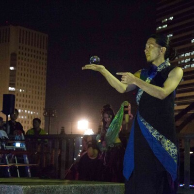 おこたんぺのコンタクトジャグリング 品川運河花火祭りファイアーショー