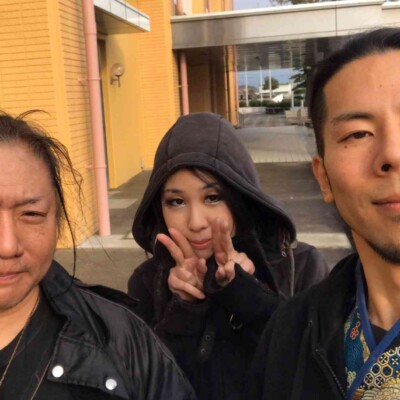 高校の芸術鑑賞会で火付盗賊のステージ公演