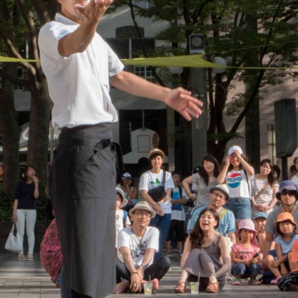 おこたんぺのジャグリングショー