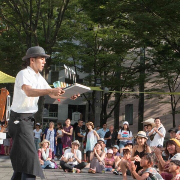 おこたんぺのジャグリングショー