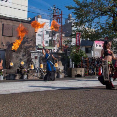 ファイアースタッフバーンアウト 大須大道町人祭の火付盗賊ファイアーショー