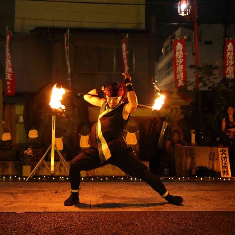 大須大道町人祭の火付盗賊ファイアーショー