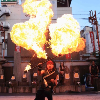 ファイアースタッフバーンアウト 大須大道町人祭の火付盗賊ファイアーショー