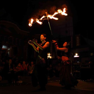 コンタクトジャグリングと火傘 大須大道町人祭の火付盗賊ファイアーショー