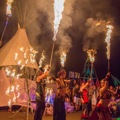 アウトドアフェスで火付盗賊ファイアーショー