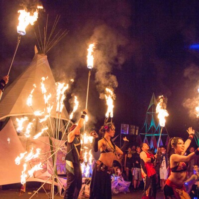 アウトドアフェスで火付盗賊ファイアーショー