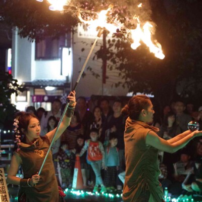コンタクトジャグリング大道芸 大須大道町人祭の火付盗賊ファイアーショー