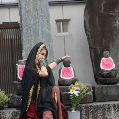 大須大道町人祭の火付盗賊の大道芸でアラビアンナイトショー