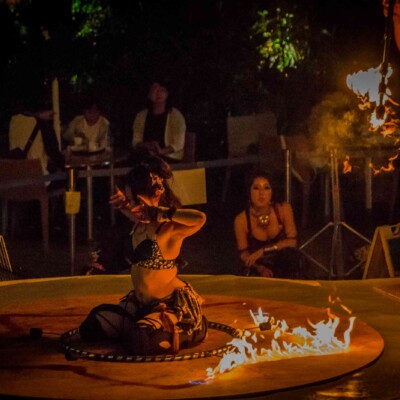 サンシャイン水族館屋上ビアガーデンで火付盗賊ファイアーショー