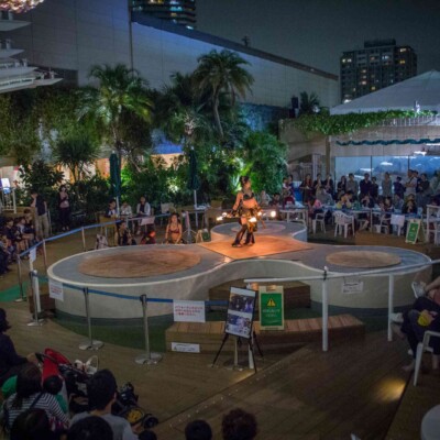 サンシャイン水族館屋上ビアガーデンで火付盗賊ファイアーショー