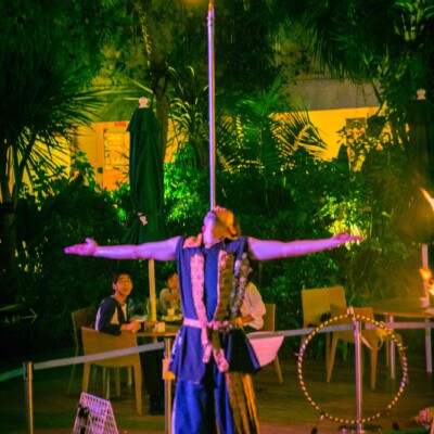 サンシャイン水族館屋上ビアガーデンで火付盗賊ファイアーショー