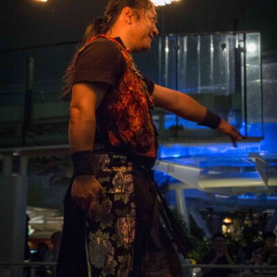 サンシャイン水族館屋上ビアガーデンで火付盗賊ファイアーショー