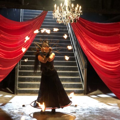 ロックバンドlynch. の新曲MV、"JØKER"でファイアーパフォーマンス