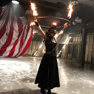 ロックバンドlynch. の新曲MV、"JØKER"でファイアーパフォーマンス