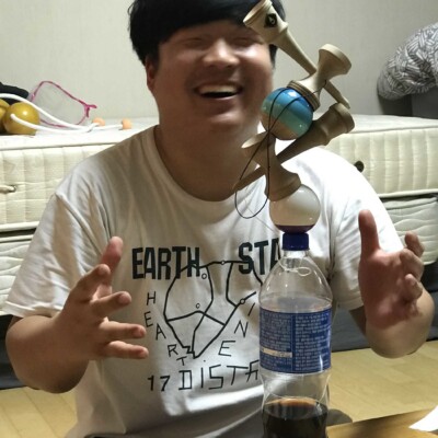 ベアさんはケンダマのプロです。日本語も少し話せます。 平昌オリンピック公式イベント ファイアーアートフェスタ 2018年