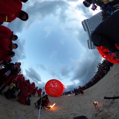 見に来る人達、みんなダウンジャケット来てる。だって氷点下だもん 平昌オリンピック公式イベント ファイアーアートフェスタ 2018年