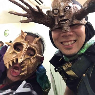 仮面パフォーマー