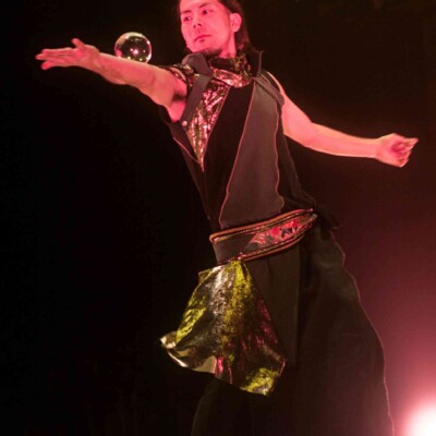 おこたんぺのコンタクトジャグリング おこたんぺのコンタクトジャグリング