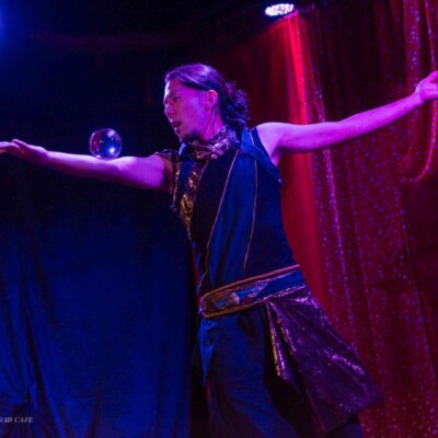 おこたんぺのシングルコンタクトジャグリング おこたんぺのシングルコンタクトジャグリング