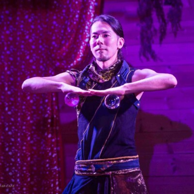 おこたんぺのマルチコンタクトジャグリング