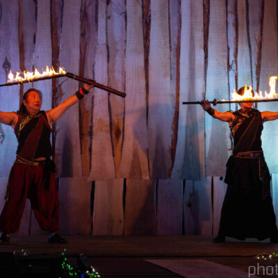 火付盗賊ファイアーパフォーマンス