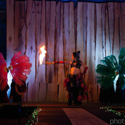 火付盗賊ファイアーパフォーマンス