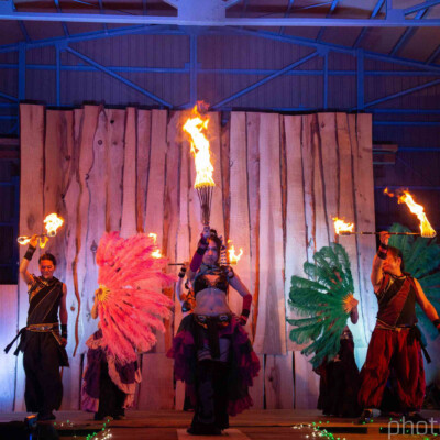 火付盗賊ファイアーパフォーマンス