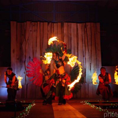 火付盗賊ファイアーパフォーマンス