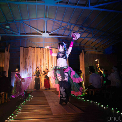 火付盗賊ファイアーパフォーマンス