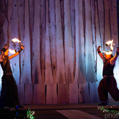 火付盗賊ファイアーパフォーマンスステージ