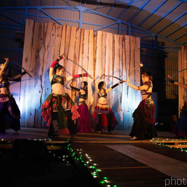 火付盗賊ファイアーパフォーマンスステージ