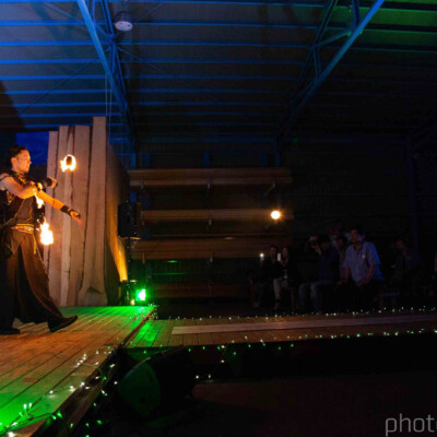 火付盗賊ファイアーパフォーマンスショー