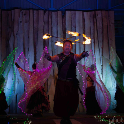 火付盗賊ファイアーパフォーマンス