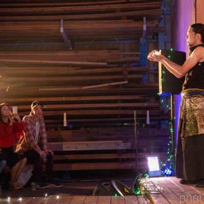 火付盗賊ファイアーパフォーマンス