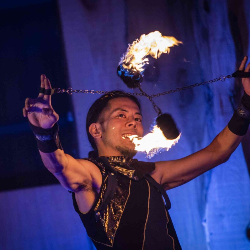 ファイアーパフォーマンス技